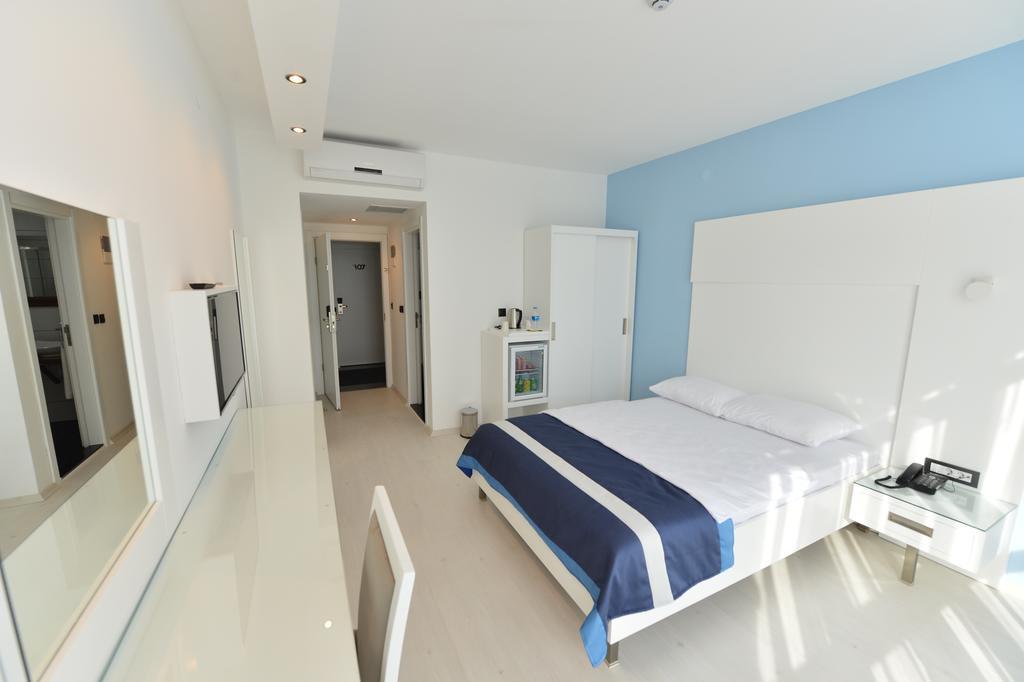 Samsun Sahin Hotel 2 Room photo